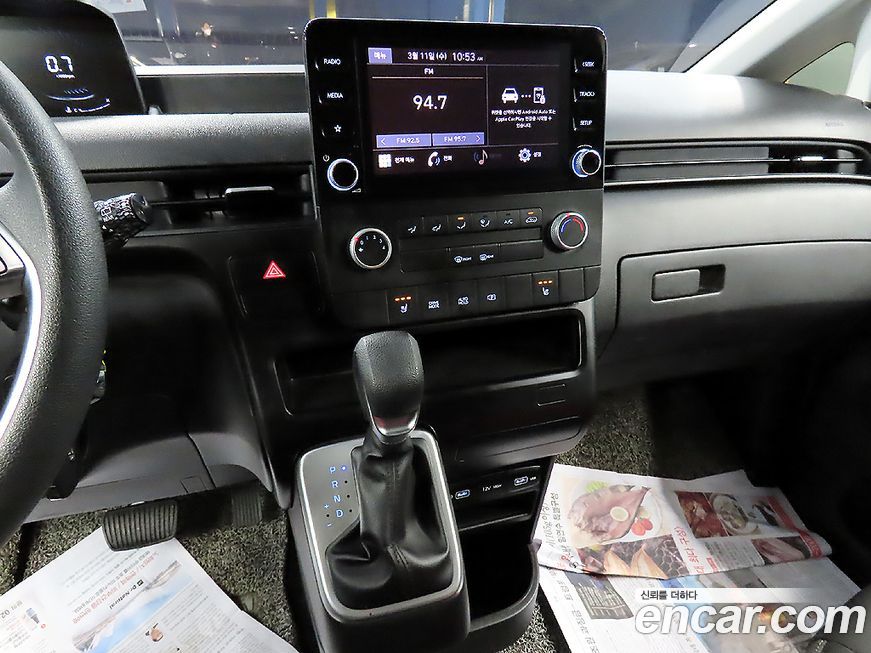 Hyundai Staria 2022