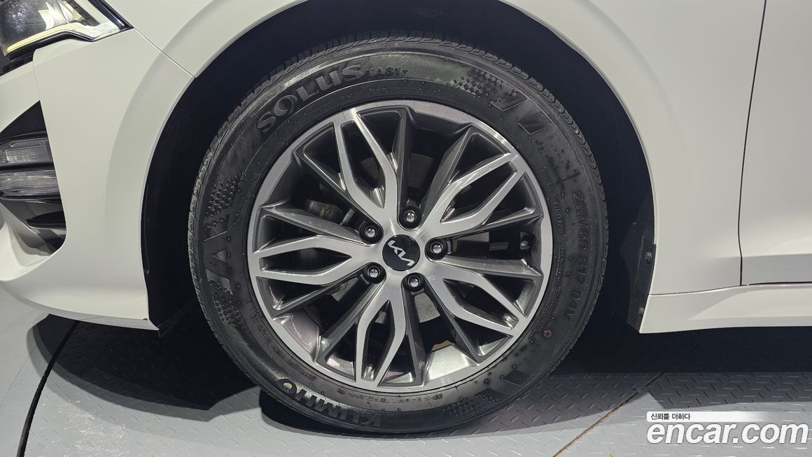Kia K5 2023