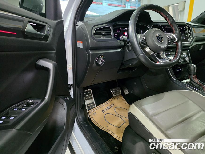 Volkswagen T-Roc 2021