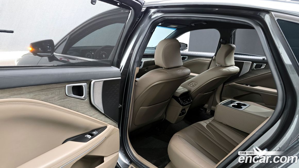 Kia K8 2023