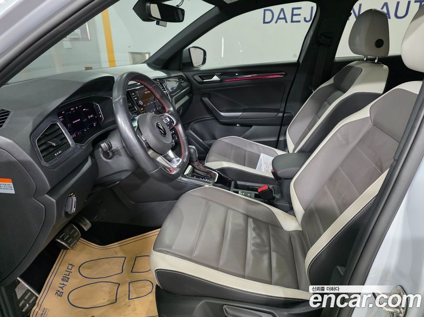 Volkswagen T-Roc 2021