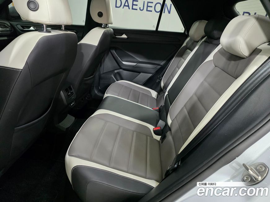 Volkswagen T-Roc 2021