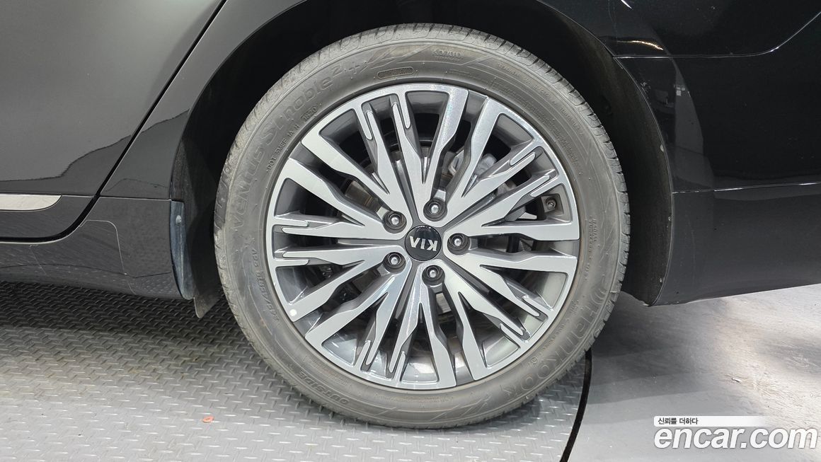 Kia K7 2020