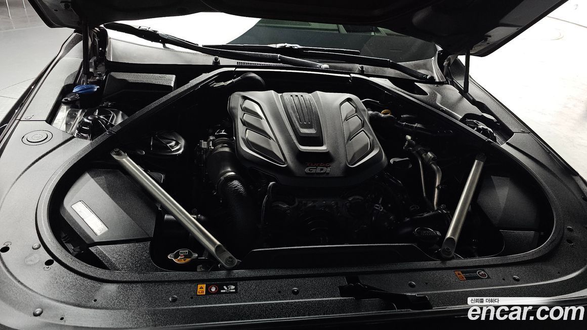 Genesis EQ900 2016
