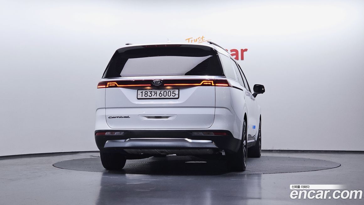 Kia Canival 2021