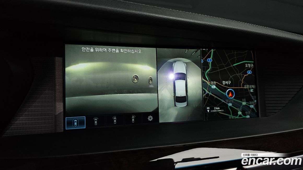 Genesis EQ900 2016