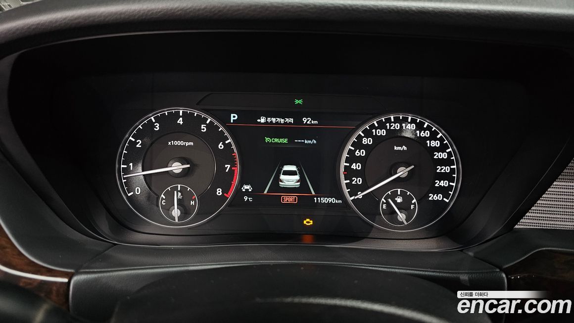 Genesis EQ900 2016