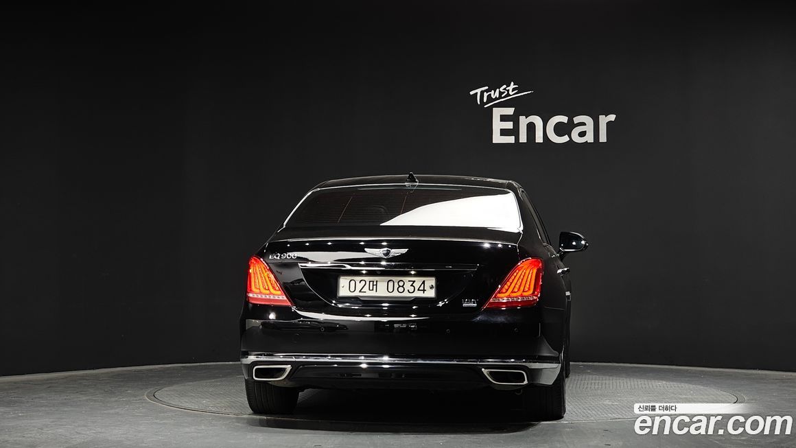 Genesis EQ900 2016