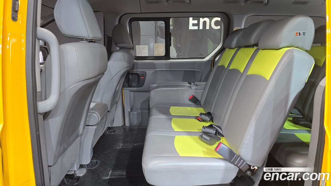 Hyundai Starex 2021