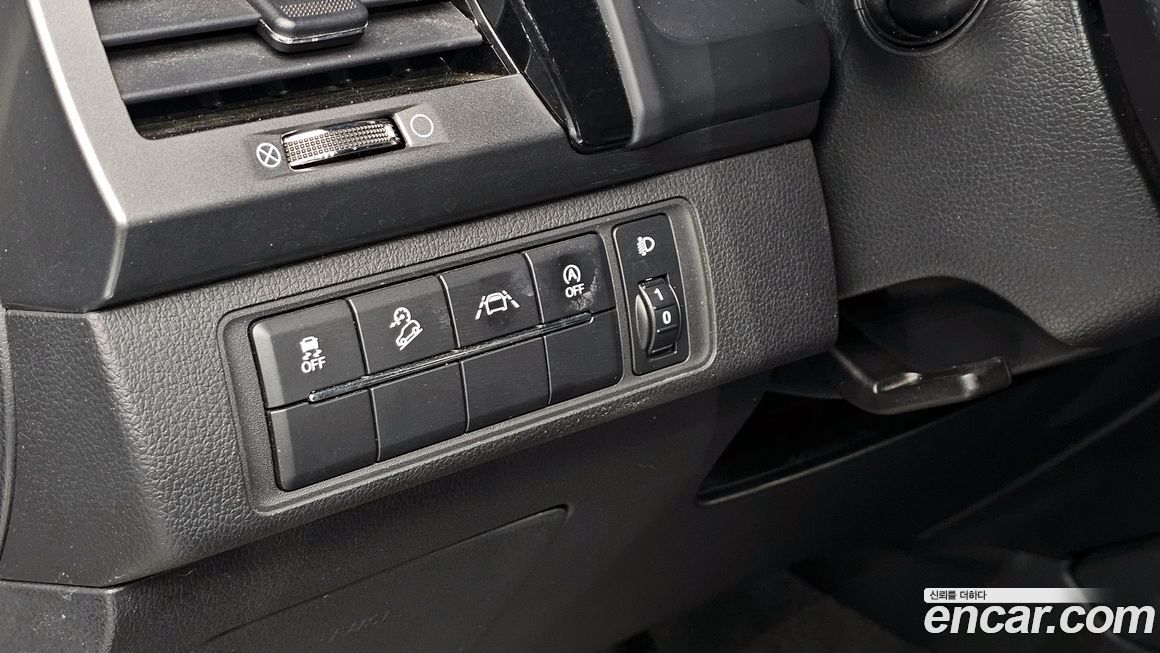 KG_Mobility_Ssangyong Rexton 2023