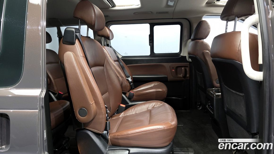 Hyundai Starex 2020