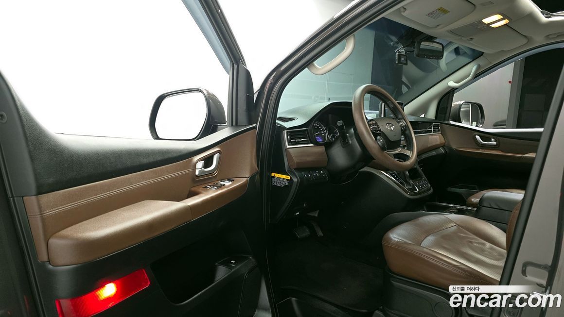 Hyundai Starex 2020