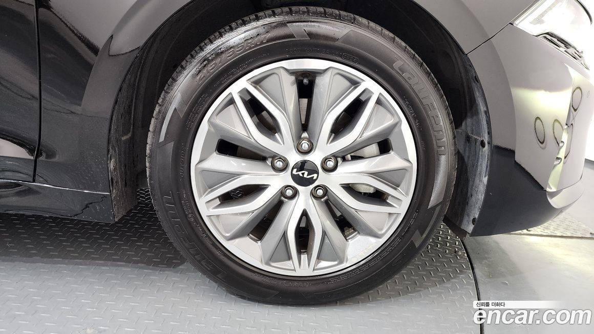 Kia K5 2023