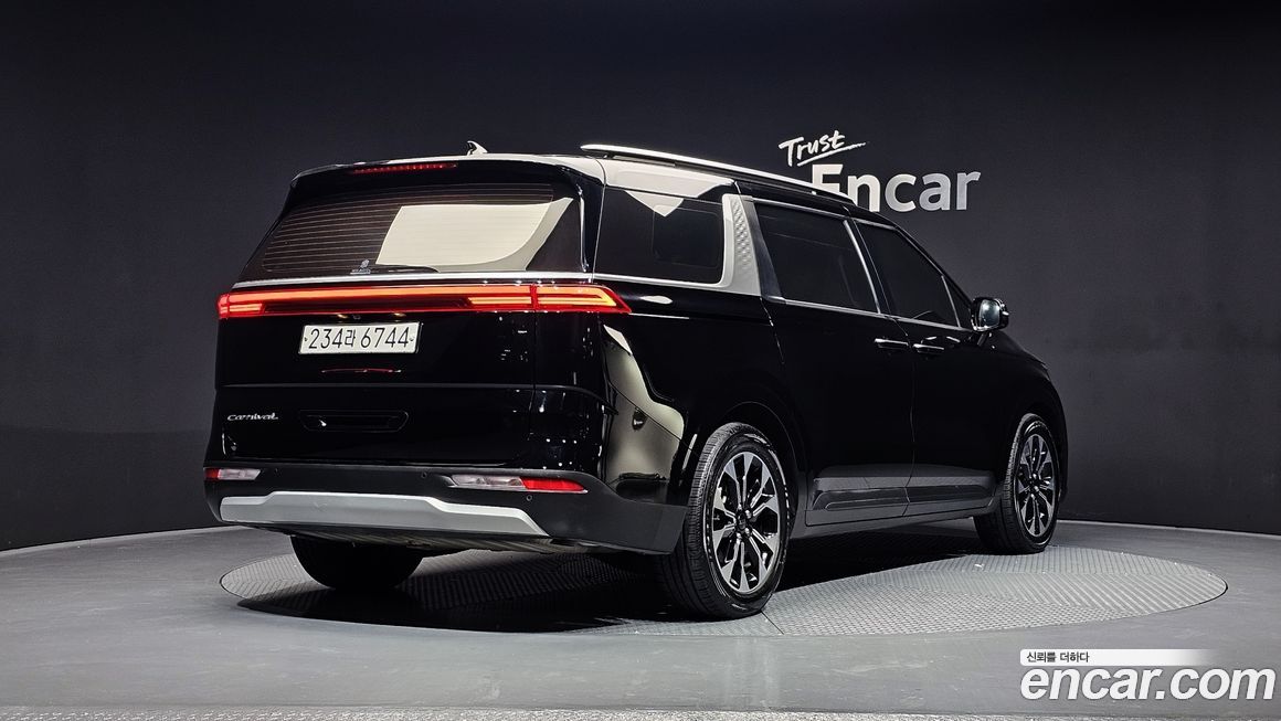 Kia Canival 2021