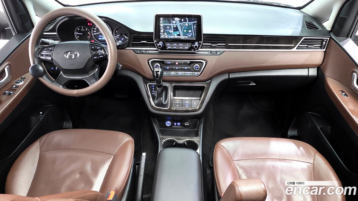 Hyundai Starex 2020