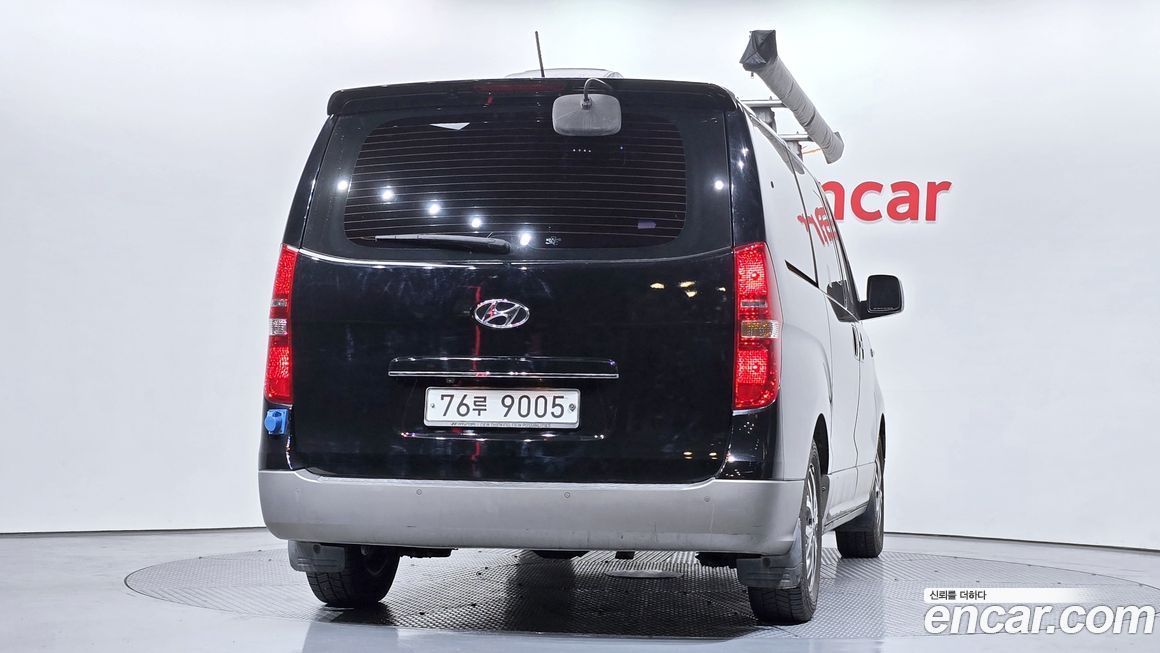 Hyundai Starex 2018
