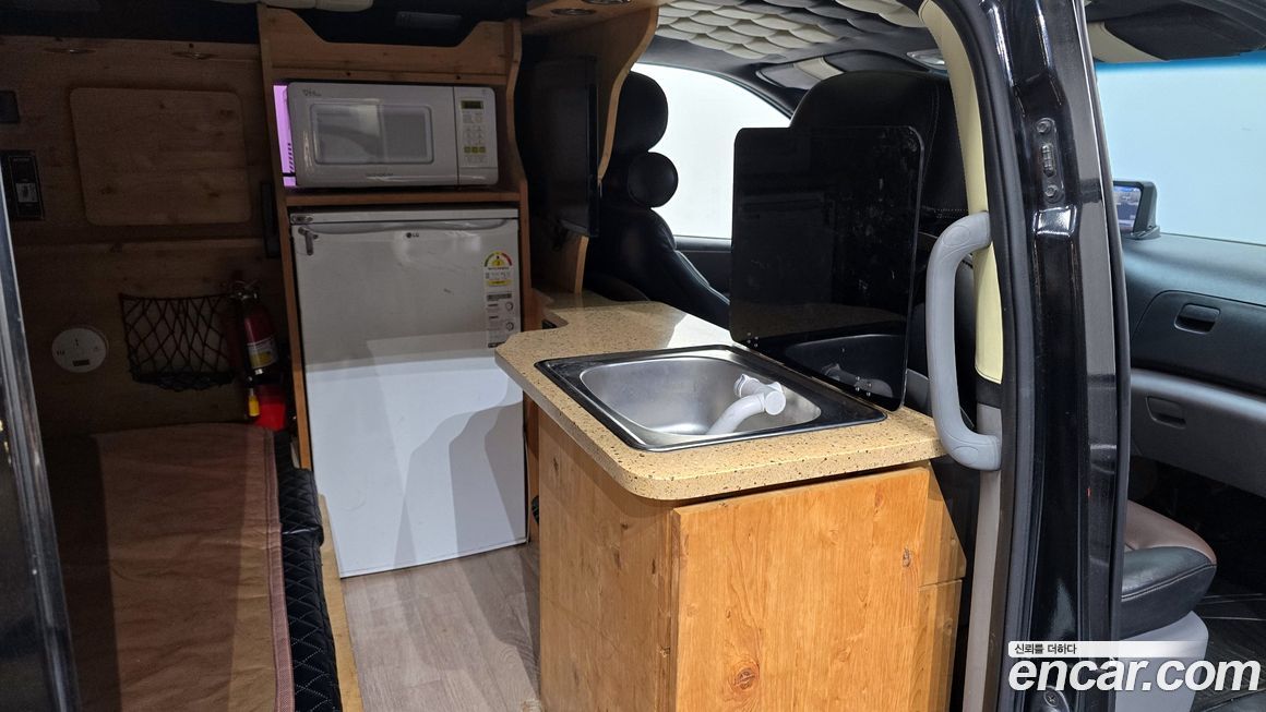 Hyundai Starex 2018