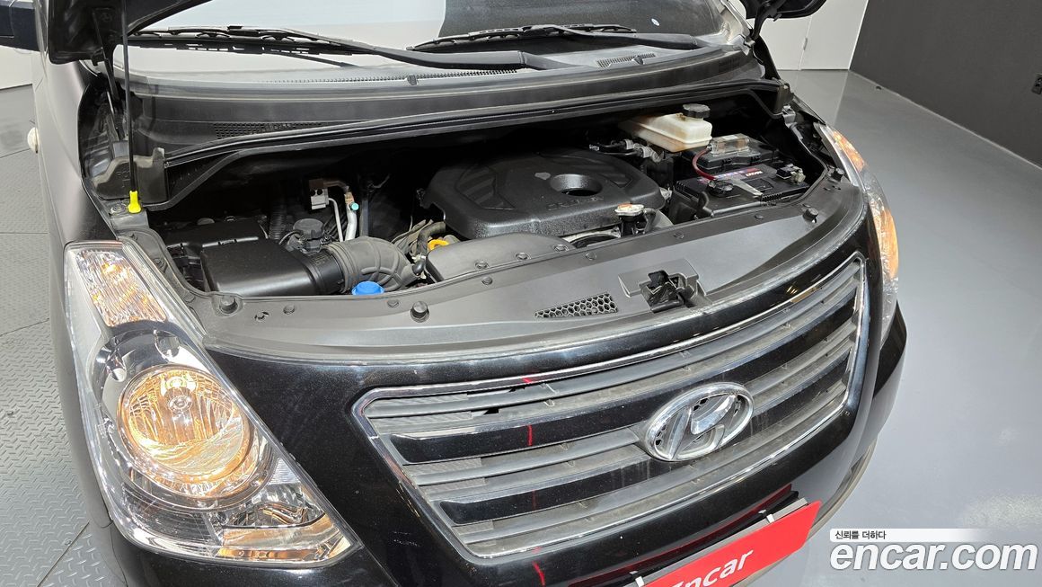 Hyundai Starex 2018