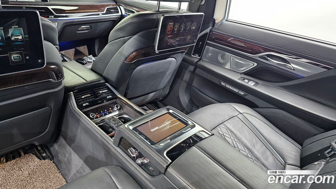 BMW 7-Series 2016