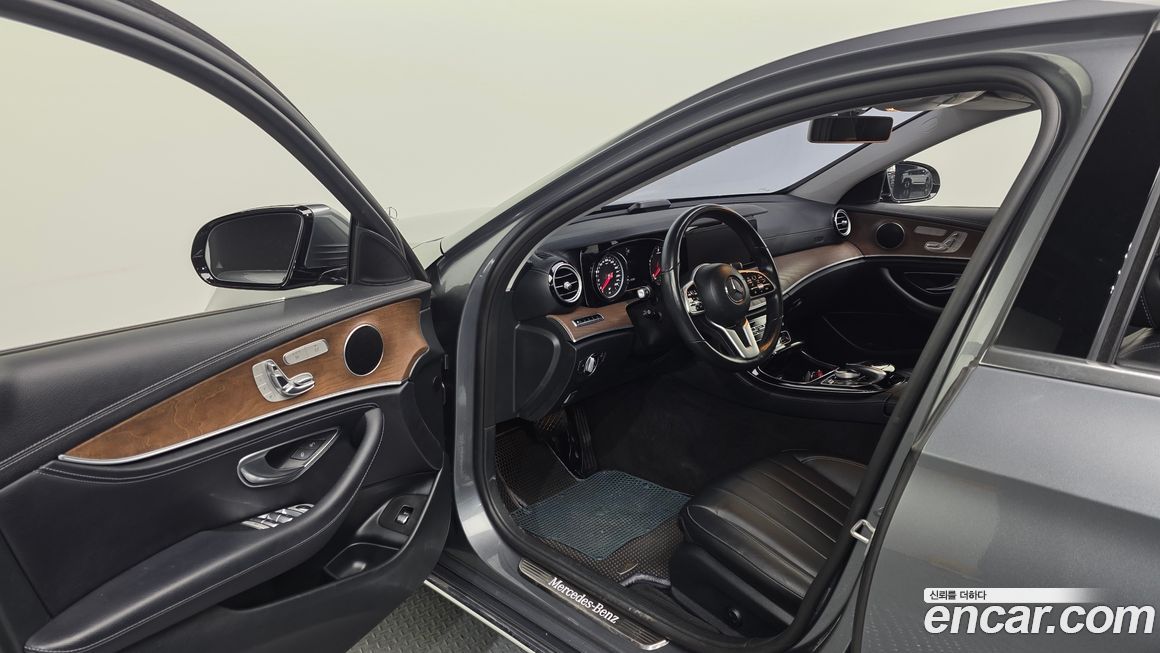 Mercedes-Benz E-Class 2019