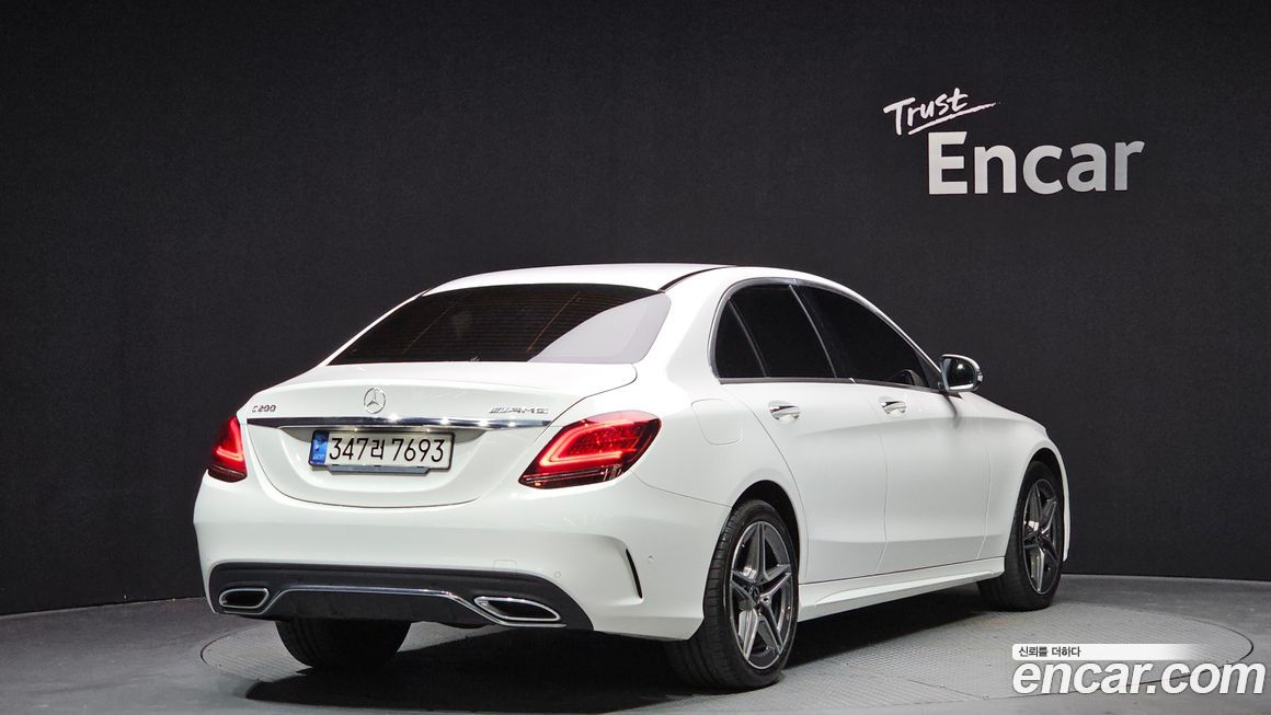 Mercedes-Benz C-Class 2021