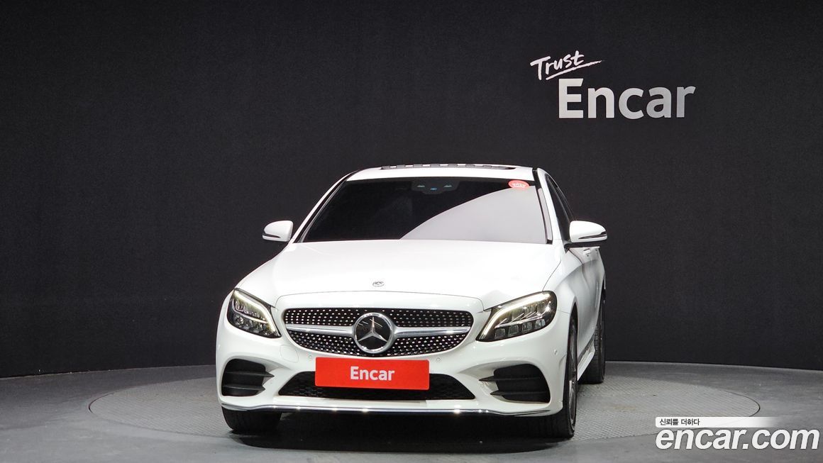 Mercedes-Benz C-Class 2021