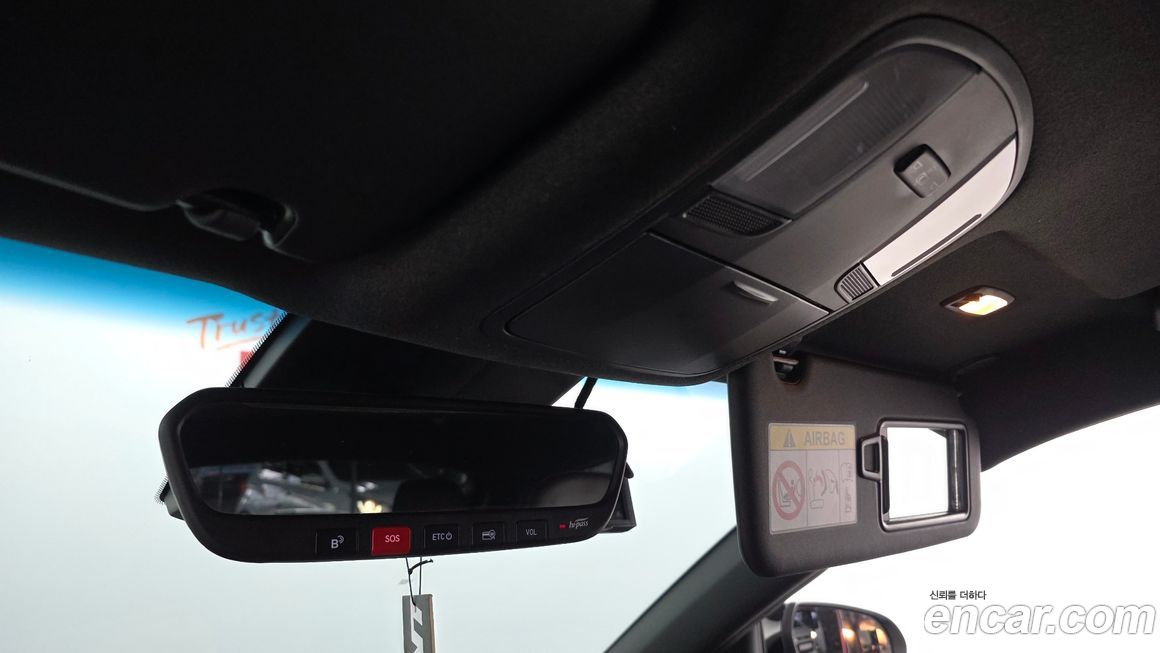 Hyundai Veloster 2023