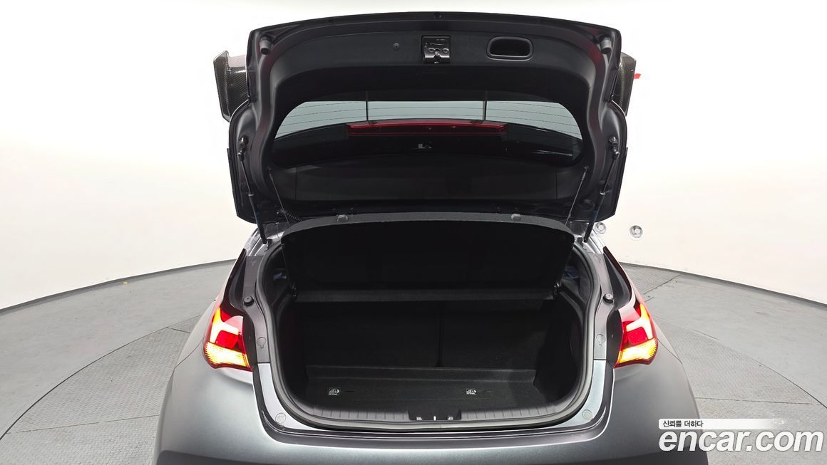 Hyundai Veloster 2023