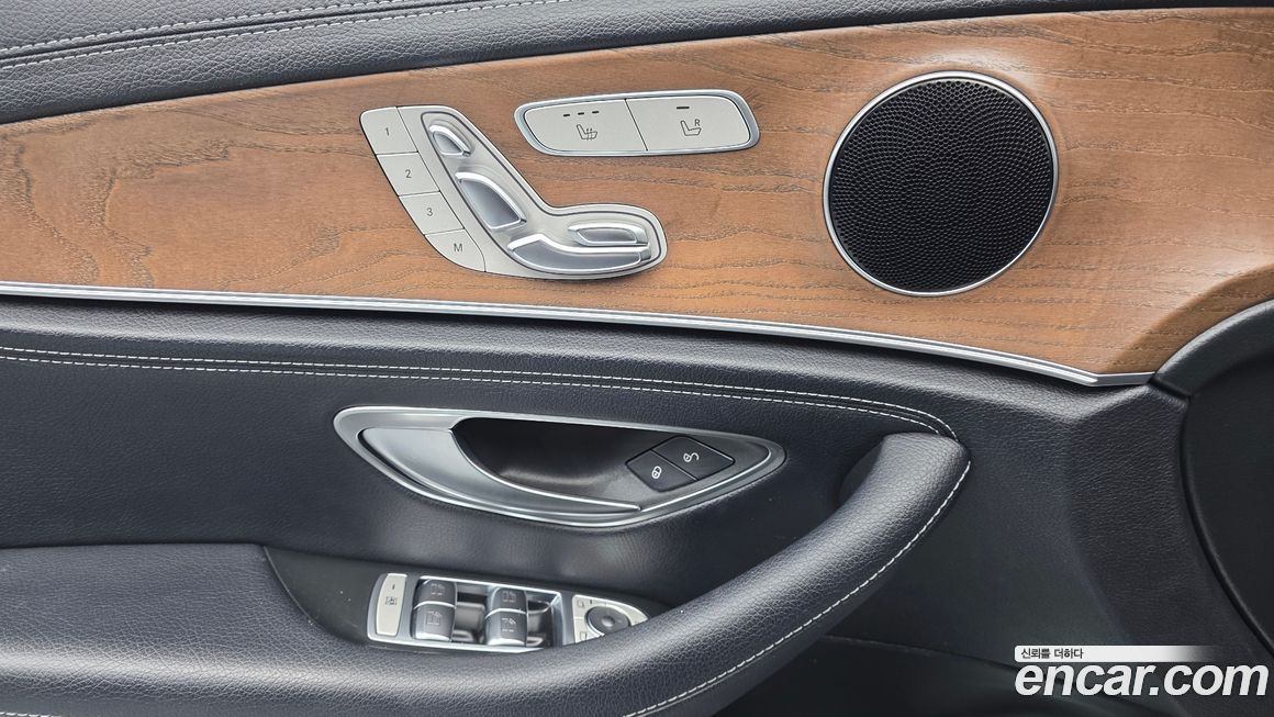 Mercedes-Benz E-Class 2019