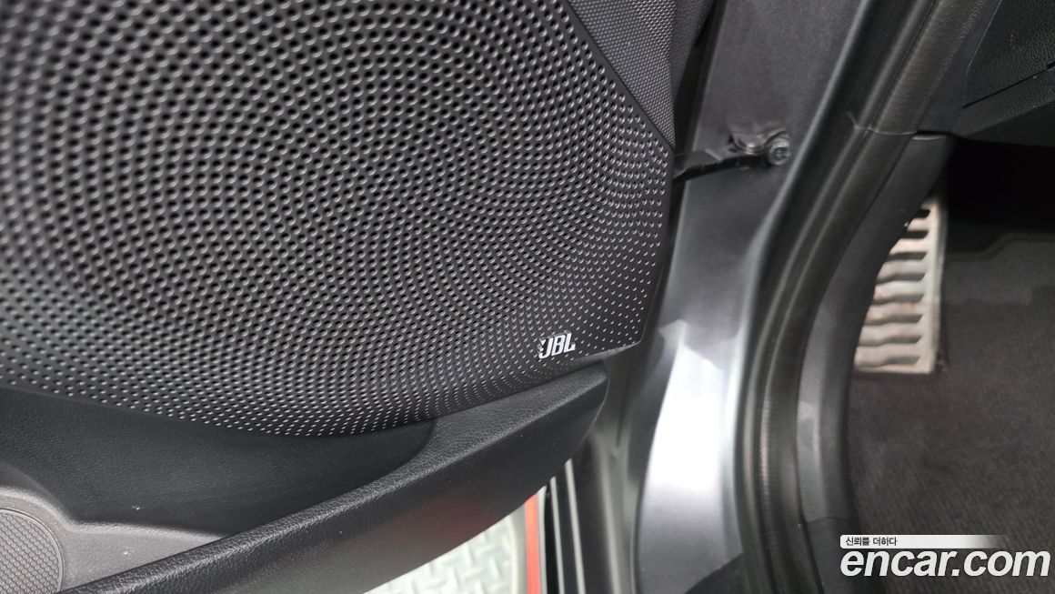 Hyundai Veloster 2023