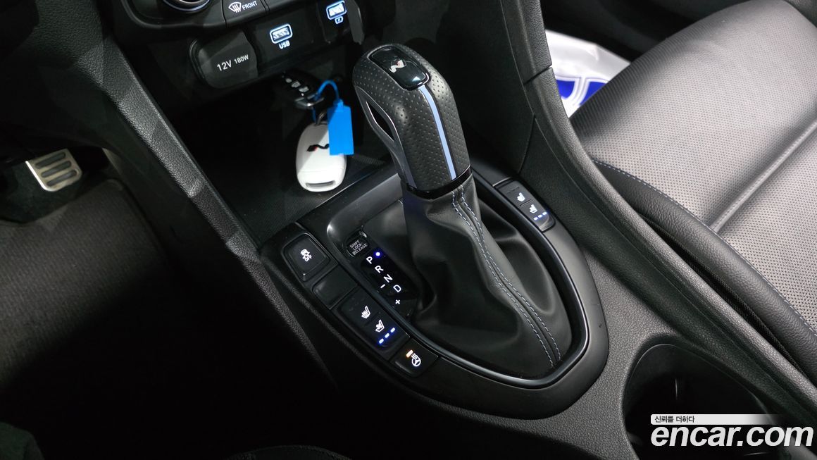 Hyundai Veloster 2023