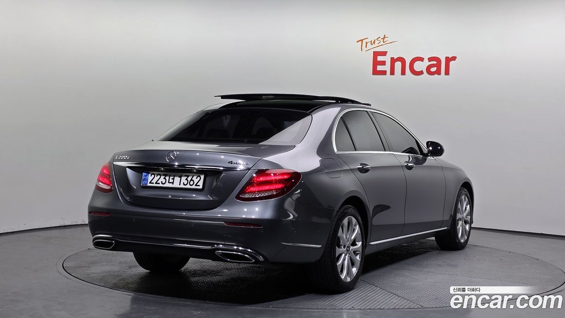 Mercedes-Benz E-Class 2019