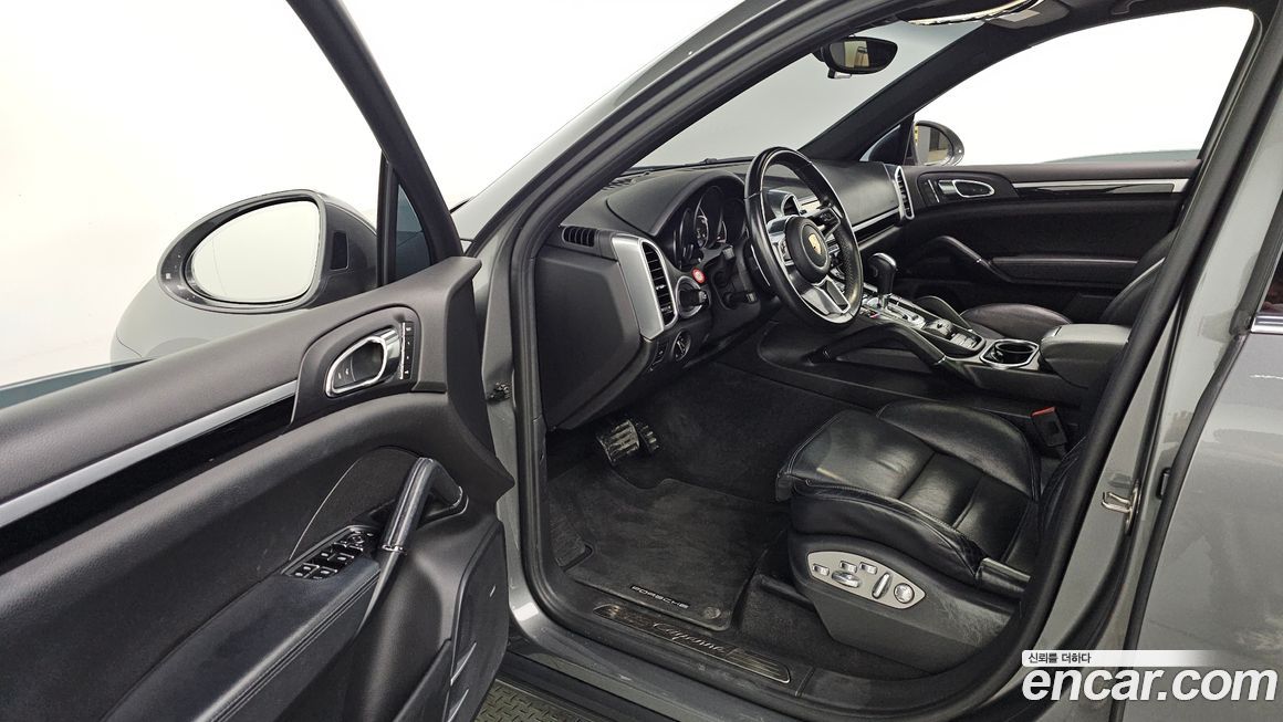 Porsche Cayenne 2016