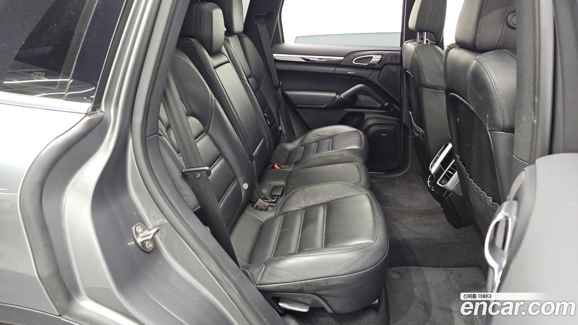 Porsche Cayenne 2016