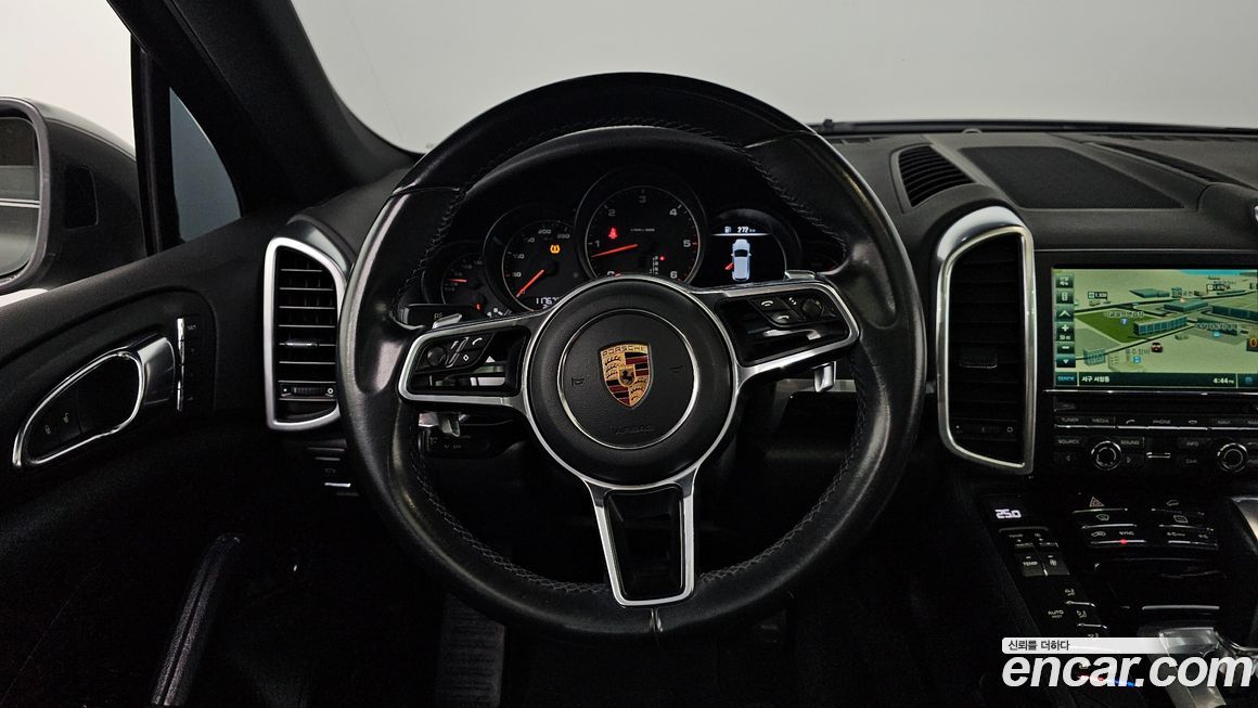 Porsche Cayenne 2016