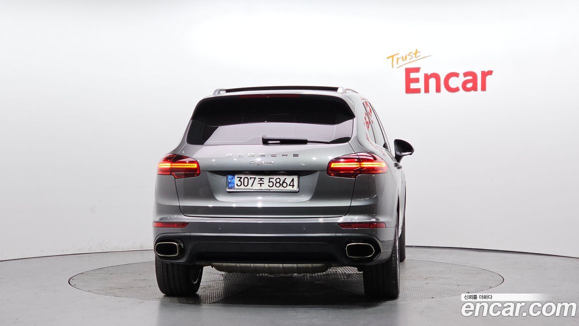 Porsche Cayenne 2016