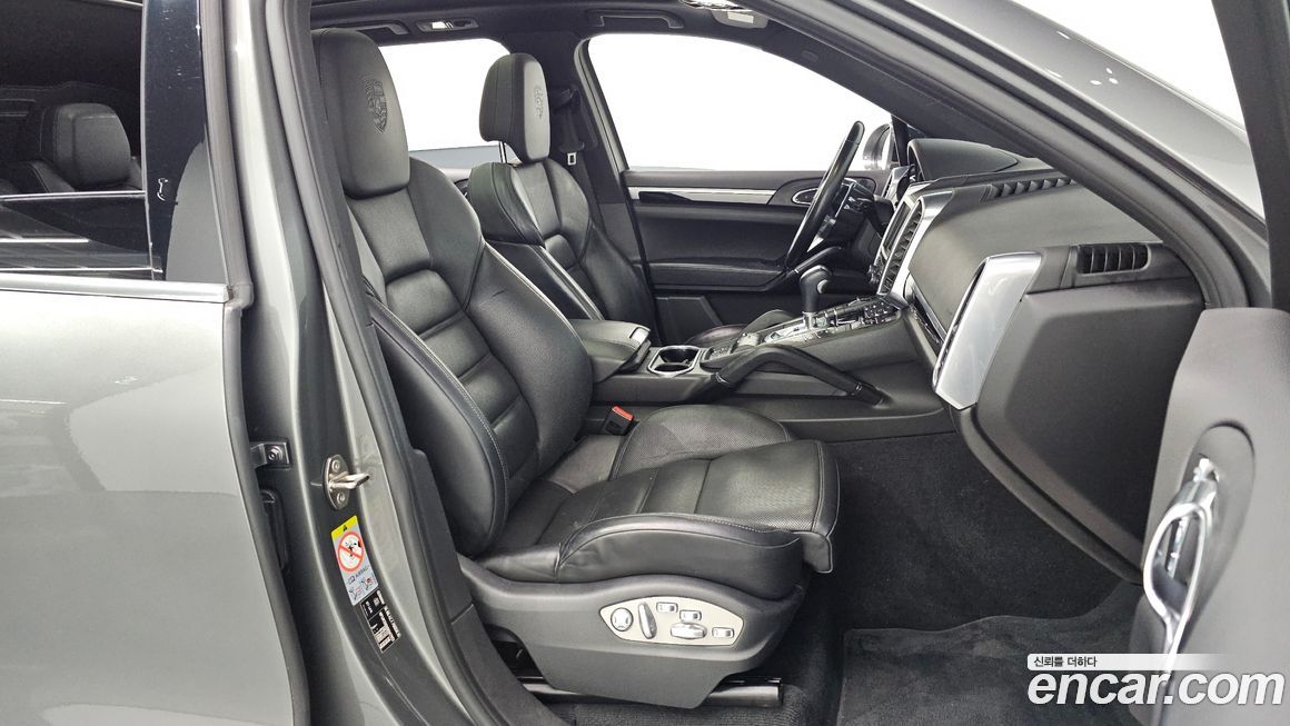 Porsche Cayenne 2016