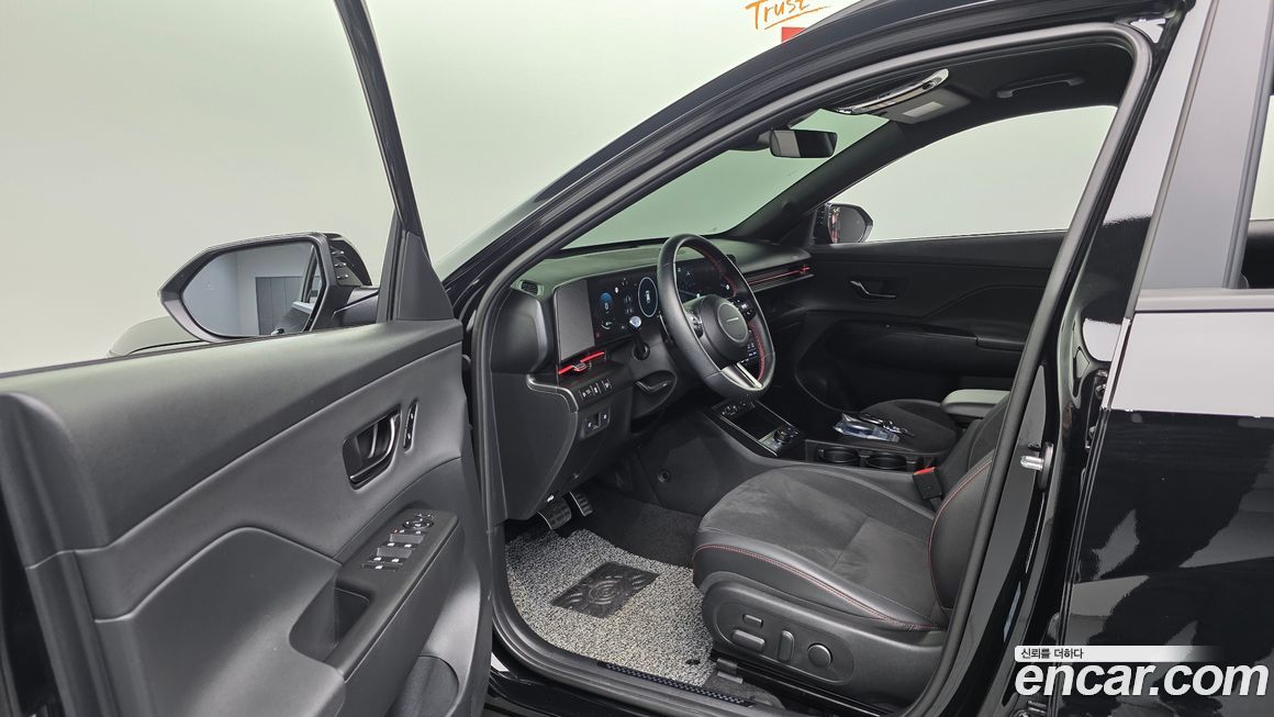 Hyundai Kona 2025