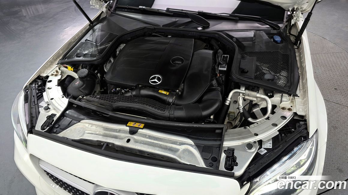 Mercedes-Benz C-Class 2019