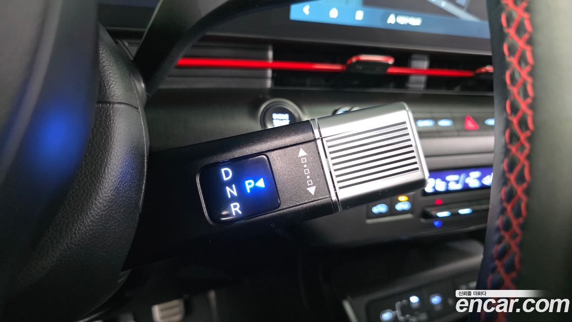 Hyundai Kona 2025