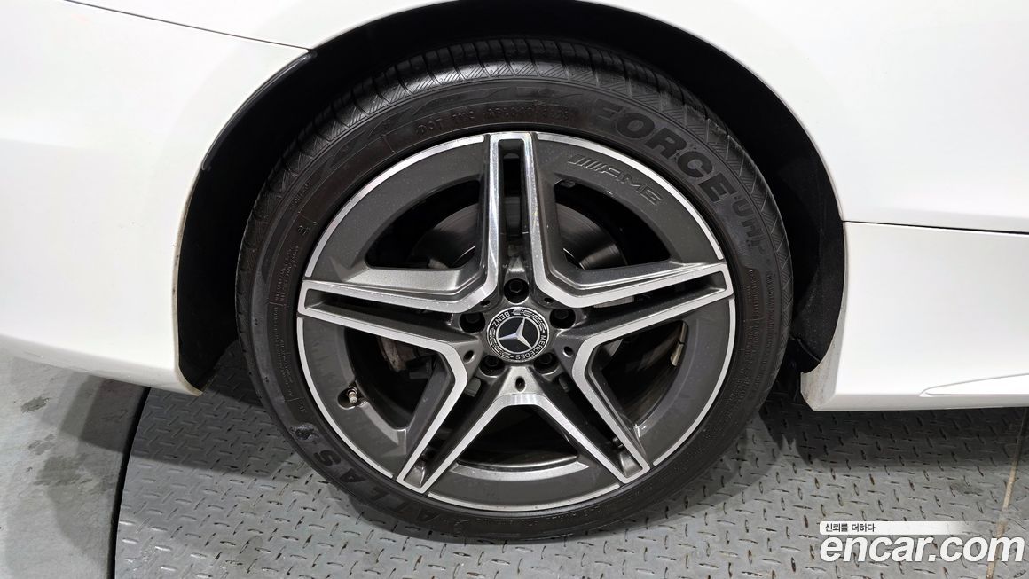 Mercedes-Benz C-Class 2019