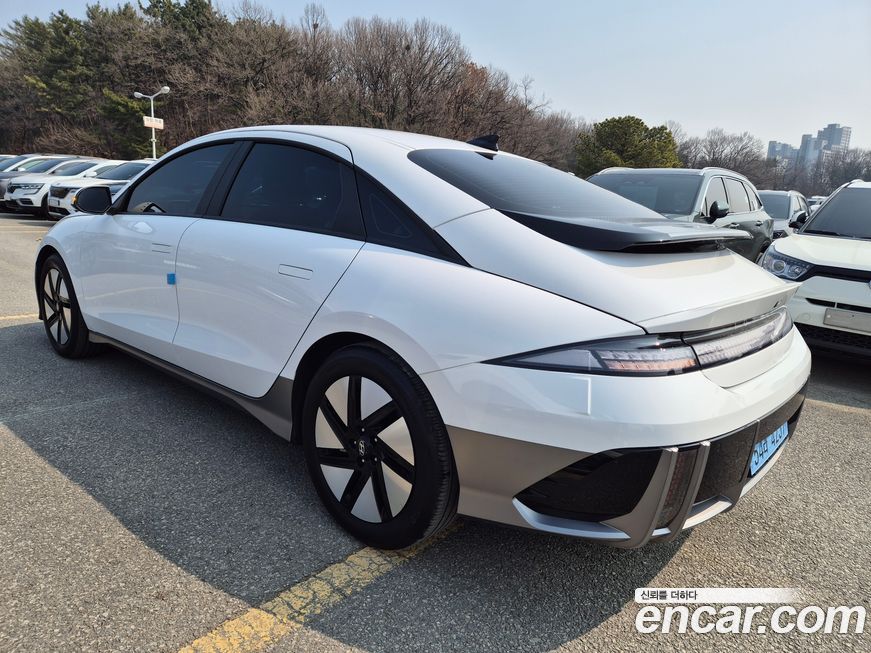 Hyundai Ioniq6 2025