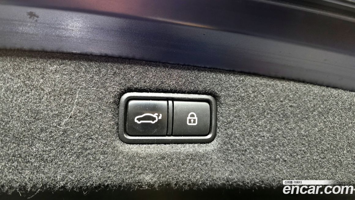 Genesis G90 2021