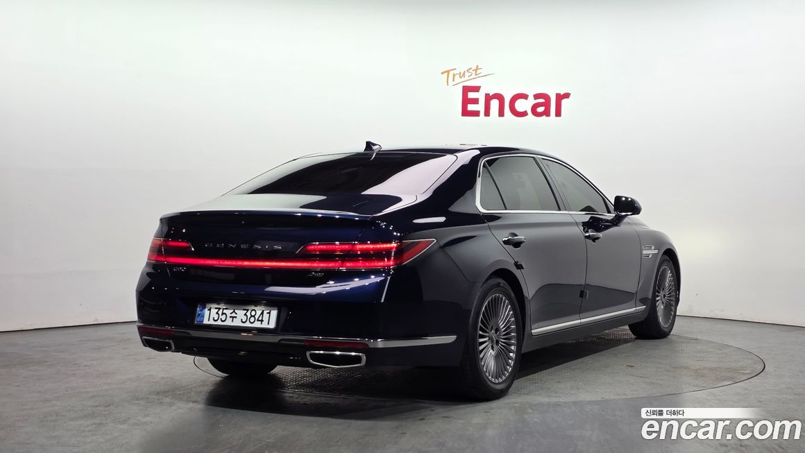 Genesis G90 2021
