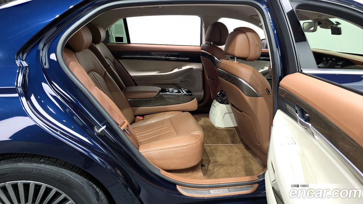 Genesis G90 2021