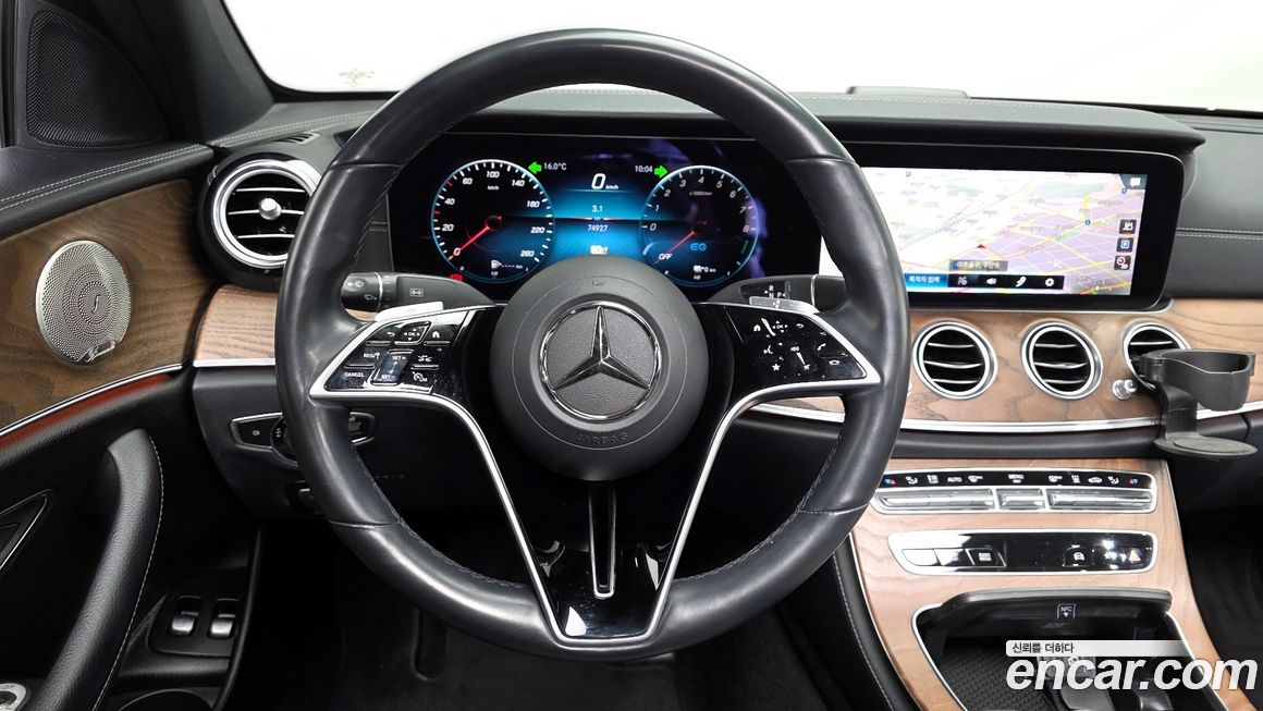 Mercedes-Benz E-Class 2021