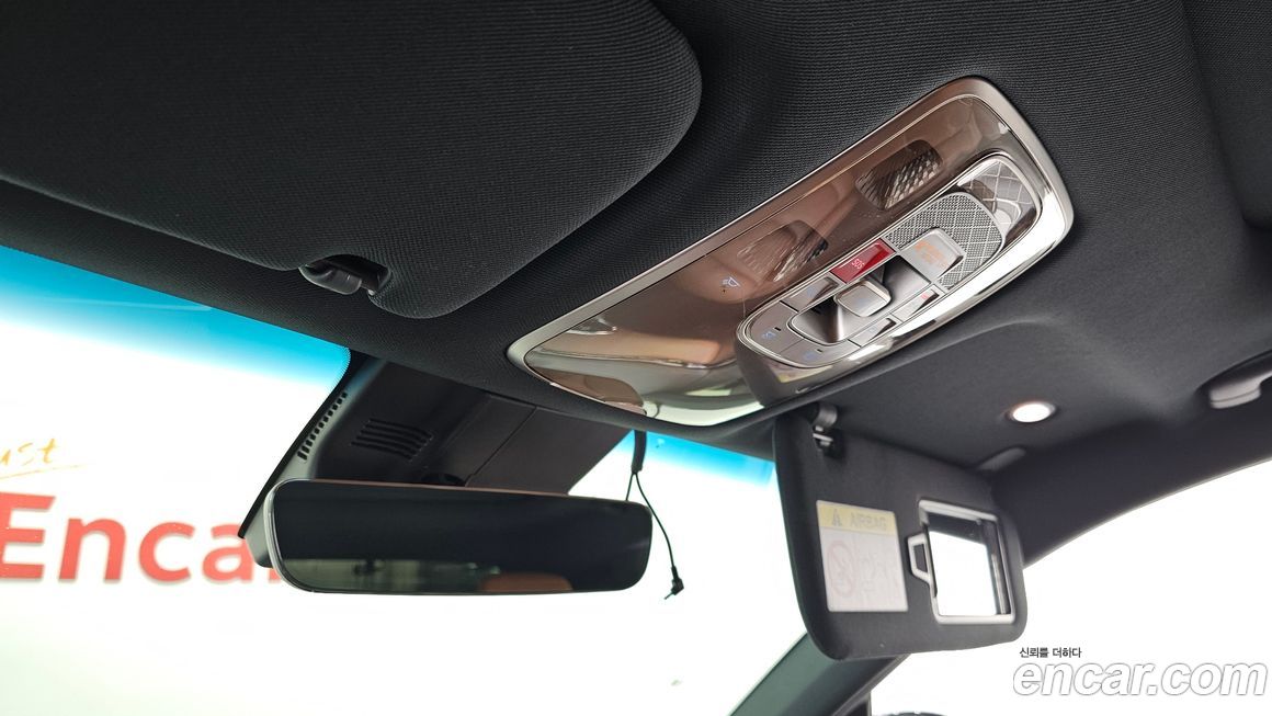 Genesis GV70 2024