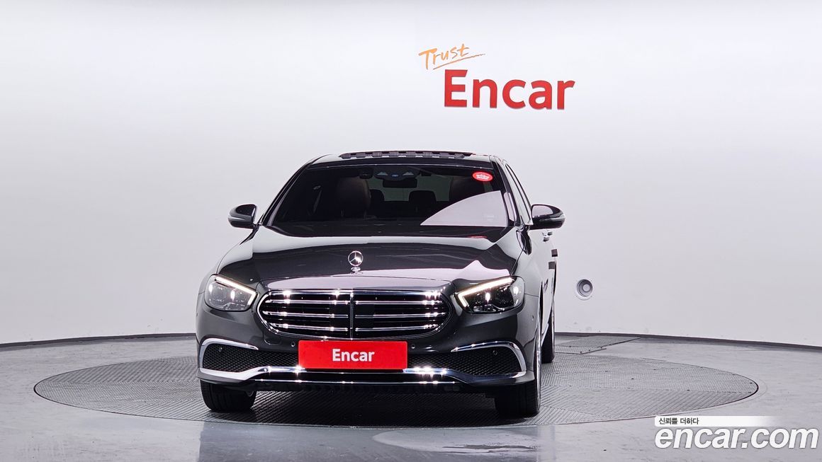 Mercedes-Benz E-Class 2021