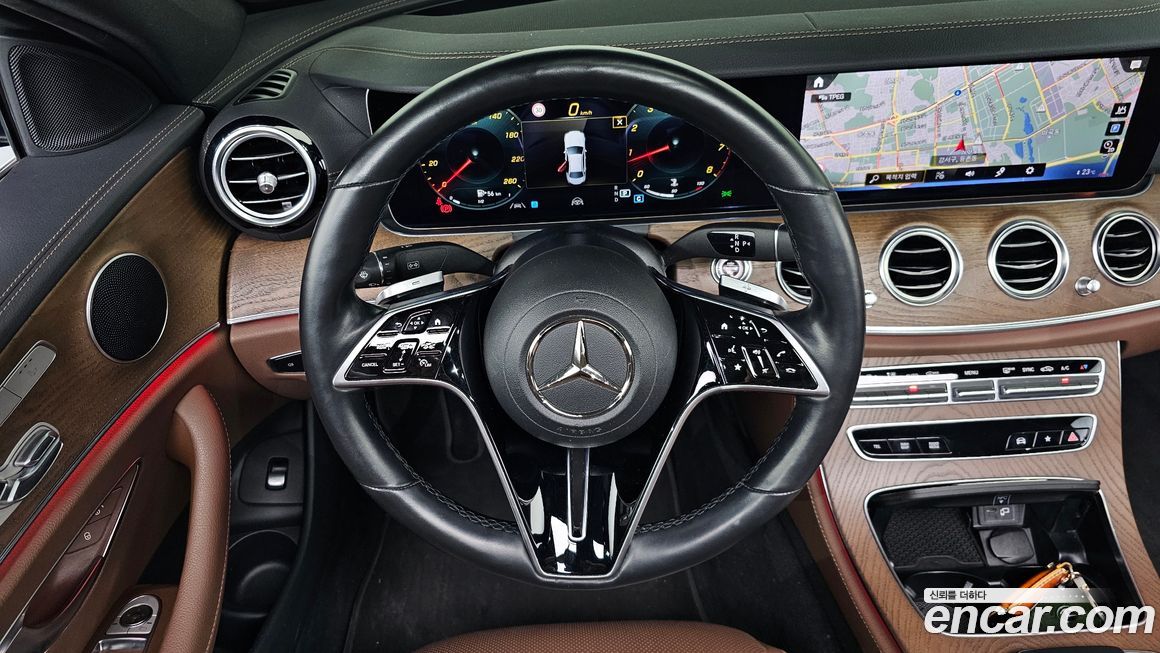 Mercedes-Benz E-Class 2021