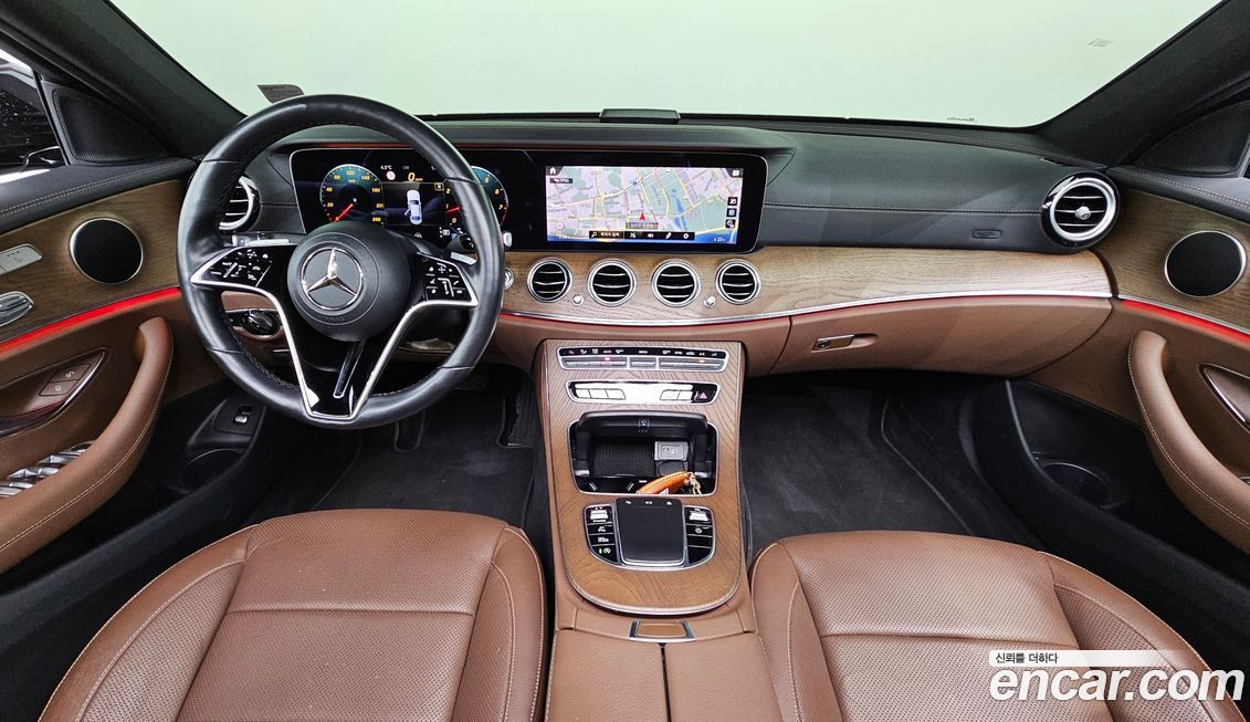 Mercedes-Benz E-Class 2021